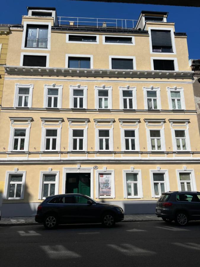 Stilvolle Wohnung Mit Ruhig Gelegenem Balkon Vídeň Exteriér fotografie